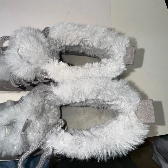 Madden Girl Women's Pulley Ankle Boot Gray Size 8 - Picture 7 of 9